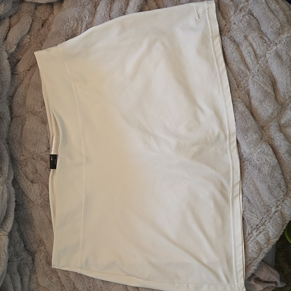 White Nike Dri-fit Skort Size XL